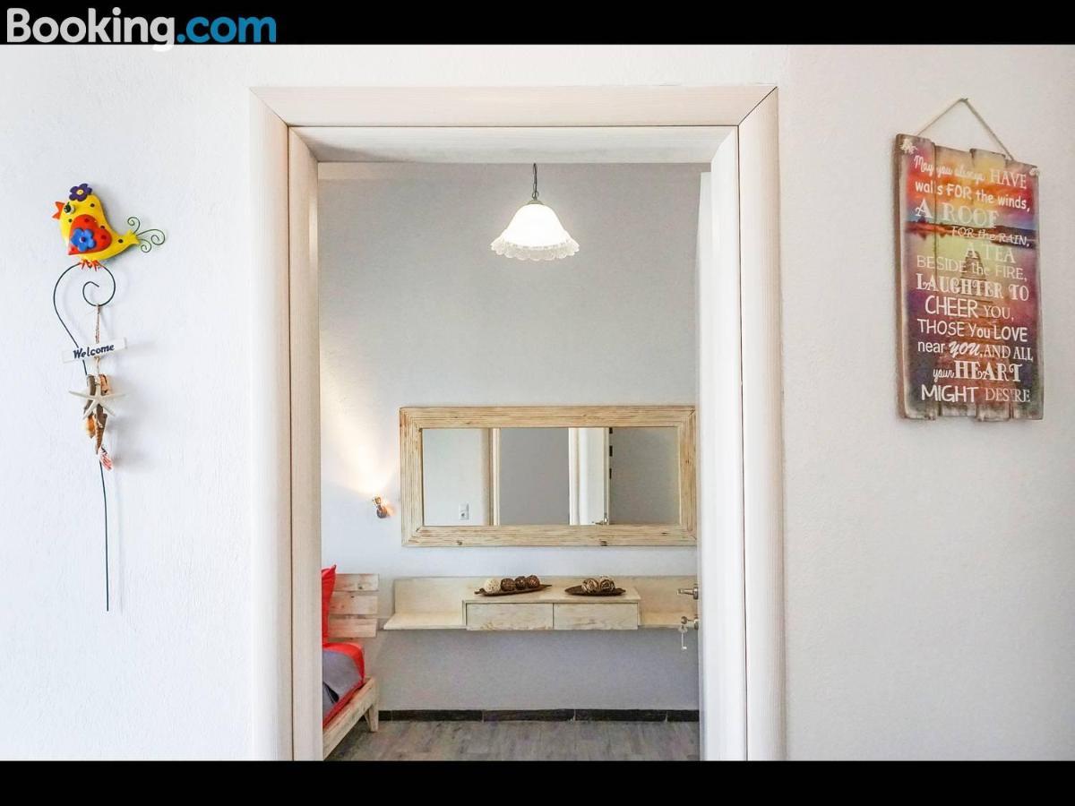 Ilio Socrates Apartment